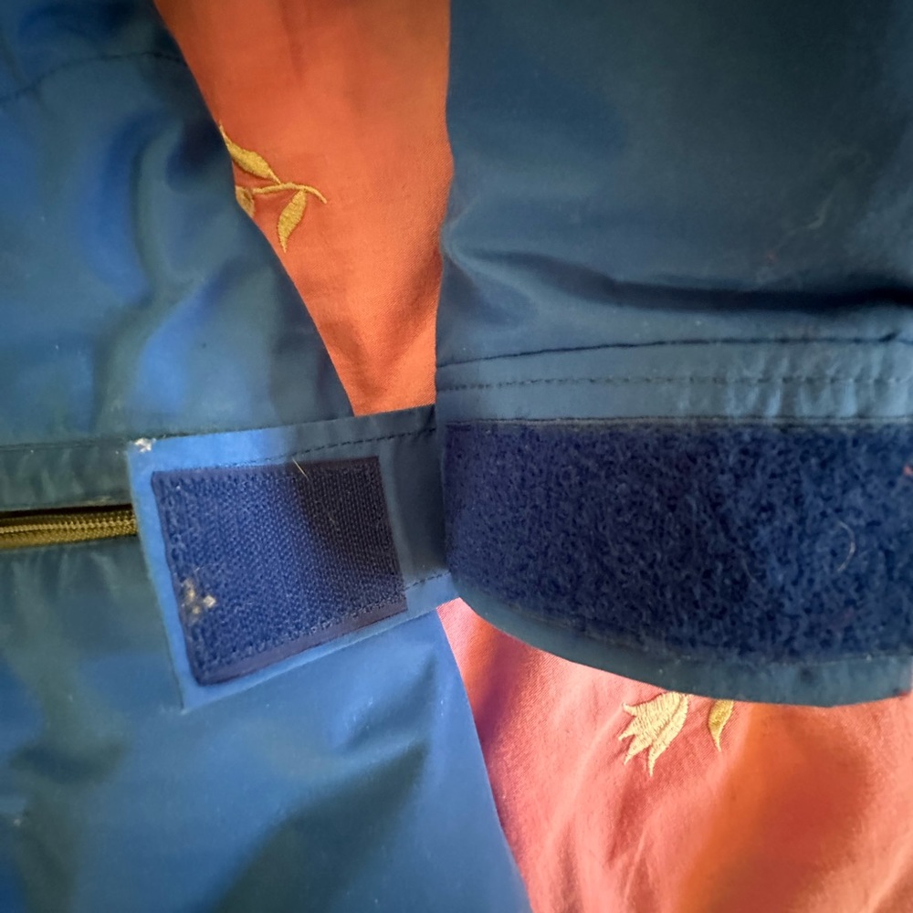 EUC North Face gortex insulated parka. Blue. Size small. - Picture 8 of 15